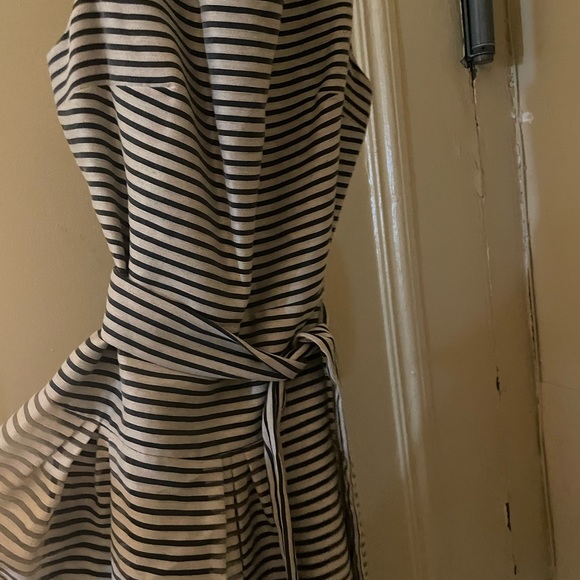 Beautiful black and white cream stripe Shoshanna dress with belt. - Picture 3 of 6